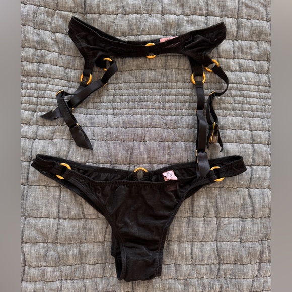 Agent Provocateur Black Lingerie with Gold Detail - Picture 1 of 4
